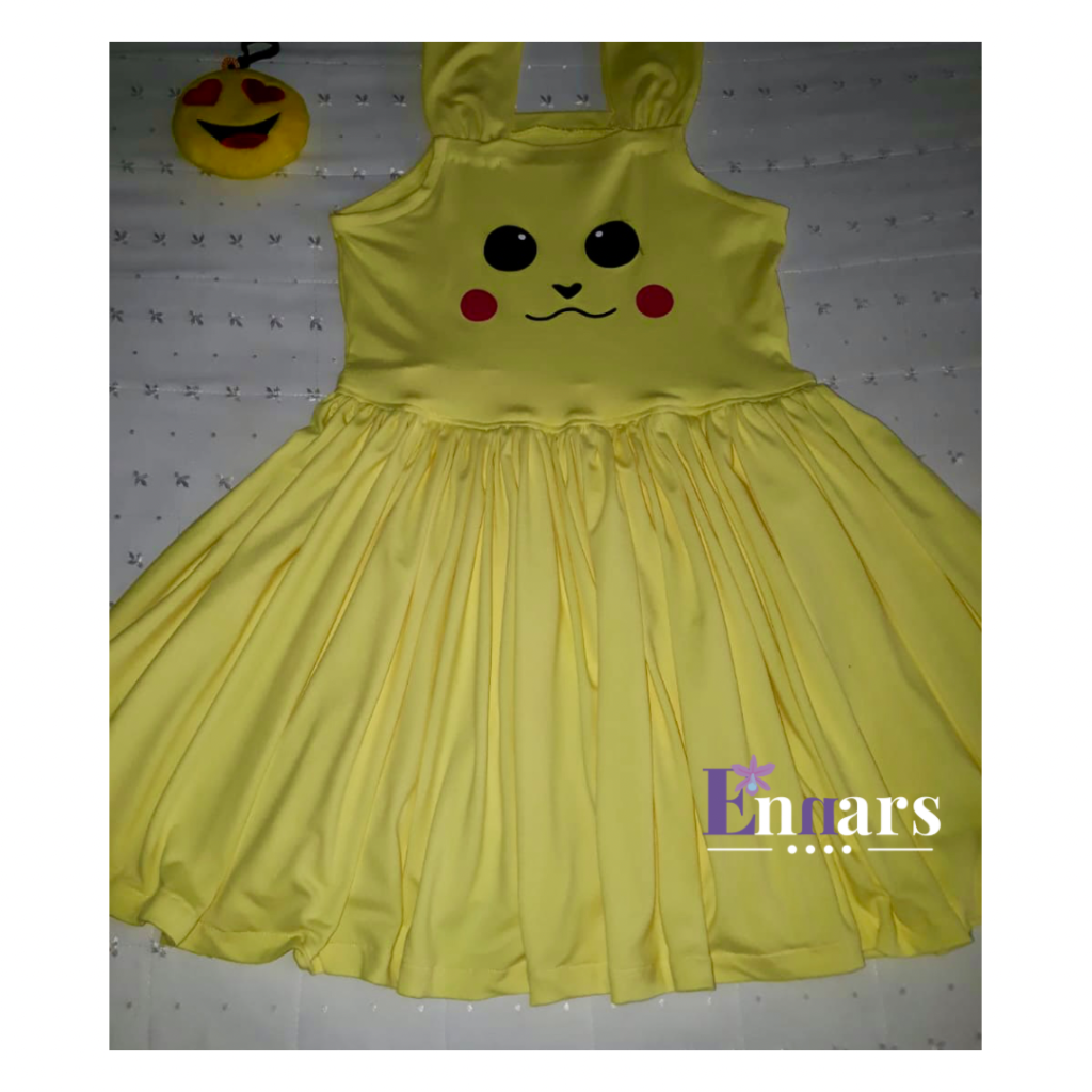 Vestido de Pokemón amarillo para niña sin mangas